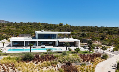 Ammouso Repose_02.jpg